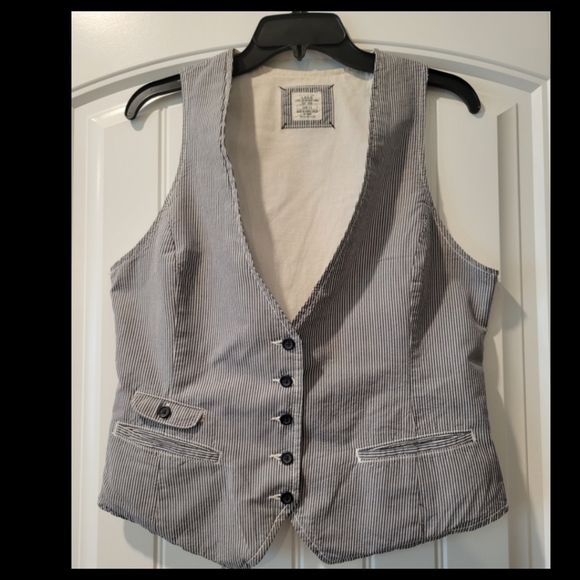 H&M gray& white stripe cotton vest - Picture 3 of 10